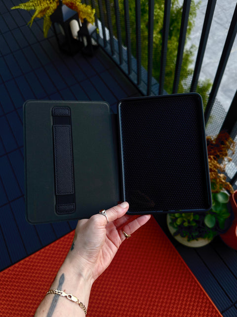 growth isn't gentle - kindle case