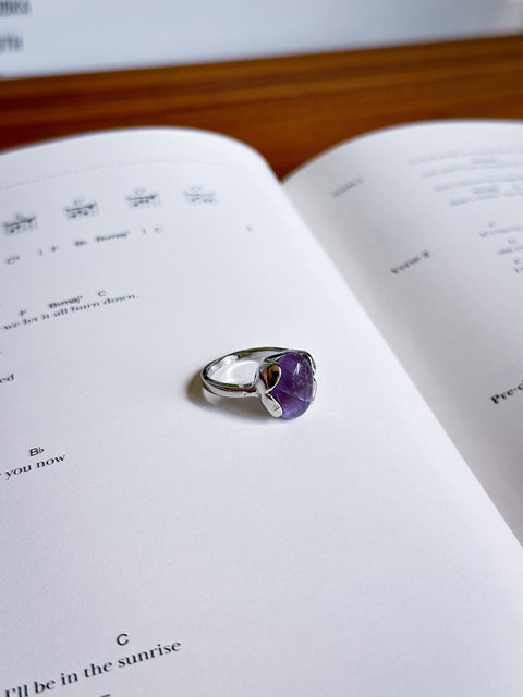 amethyst ring (size 7)