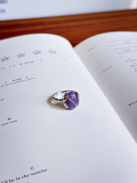 amethyst ring (size 7)