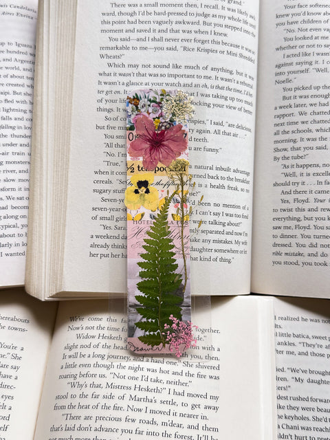 "pink" - collage bookmark