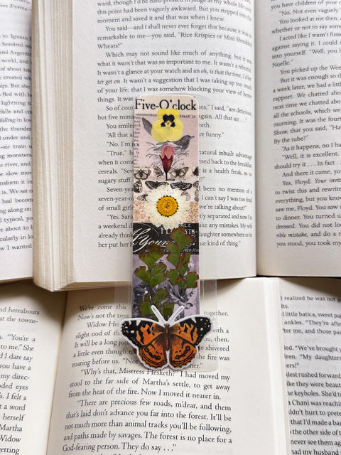 "5o'clock" - collage bookmark