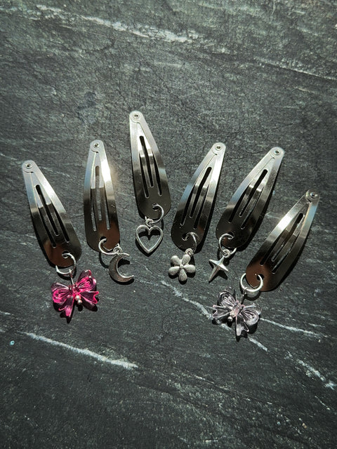 i'm just a girl - 6 hair clips