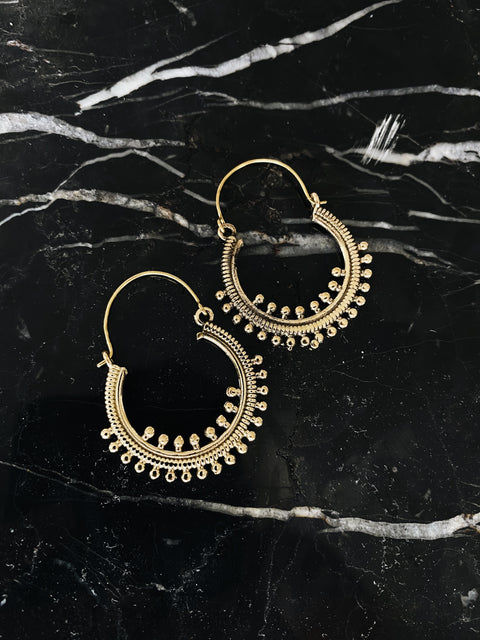 dotted hoops